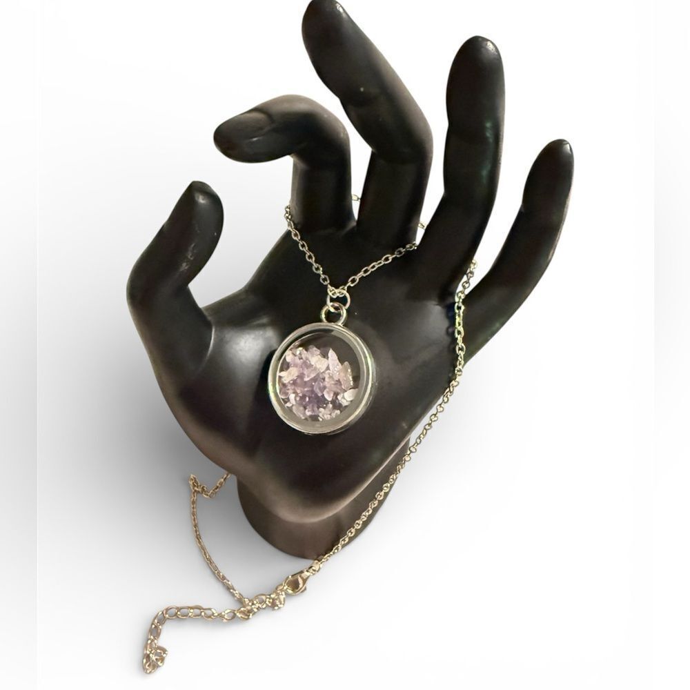 AmethystโFloating PendantโNecklace